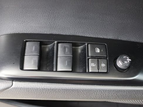 Used 2025 Toyota Camry LE FWD image 17