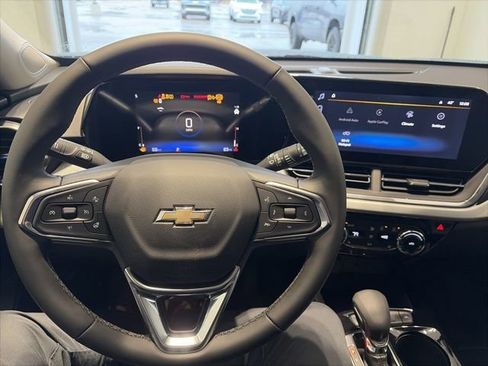 New 2026 Chevrolet Trax LT w/ Driver Confidence Package image 13