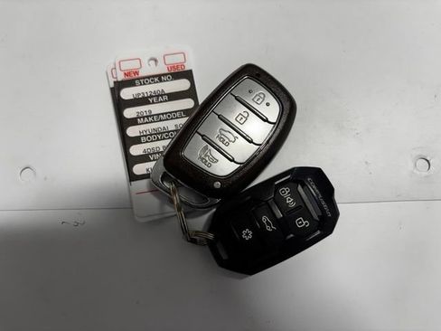 Used 2019 Hyundai Sonata Limited FWD image 31
