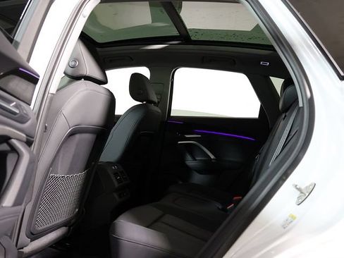 Used 2025 Audi Q5 Premium w/ Convenience Package AWD/4WD image 14
