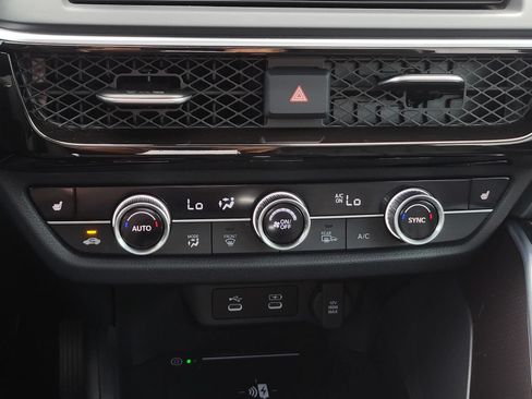 Used 2025 Acura ADX FWD image 21