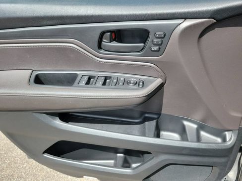 Used 2019 Honda Odyssey EX-L image 27