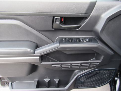 Used 2024 Toyota Tacoma SR5 image 12