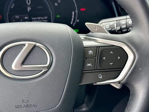 Used 2025 Lexus NX 350h AWD w/ Premium Package image 27