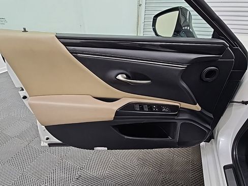 Used 2019 Lexus ES 350 image 31