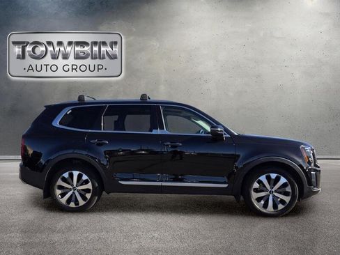 Certified 2022 Kia Telluride S AWD/4WD image 3