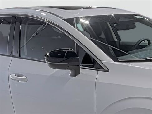 Used 2025 Nissan Murano SL AWD/4WD image 16