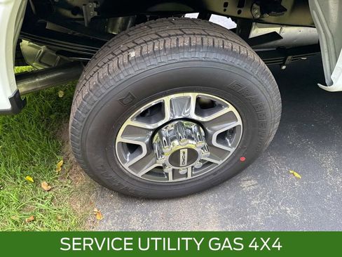 New 2025 Ford F350 XLT image 40