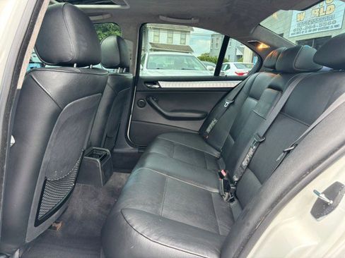 Used 2005 BMW 330i 330i image 13