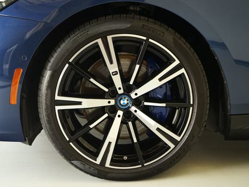 Used 2025 BMW i5 M60 AWD/4WD image 26