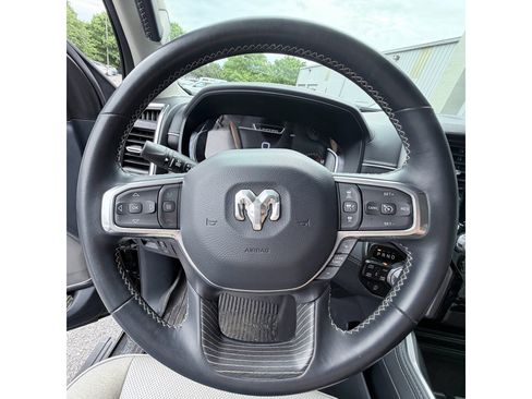 Used 2023 RAM 1500 Limited AWD/4WD image 9