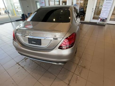Used 2021 Mercedes-Benz C 300 4MATIC Sedan image 9
