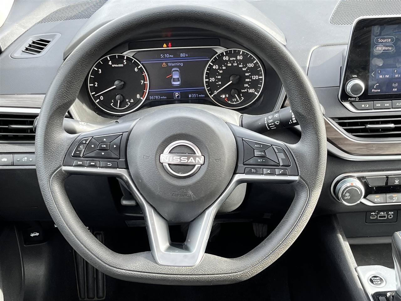 Used 2025 Nissan Altima 2.5 SV FWD image 18