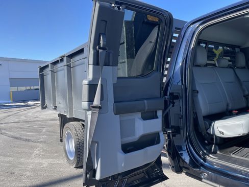 Used 2023 Ford F550 4x4 SuperCab Super Duty w/ Snow Plow Prep Package image 16