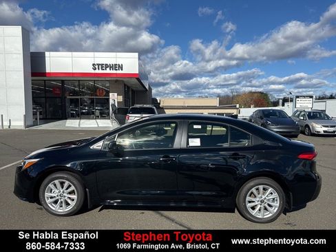 New 2026 Toyota Corolla LE image 4