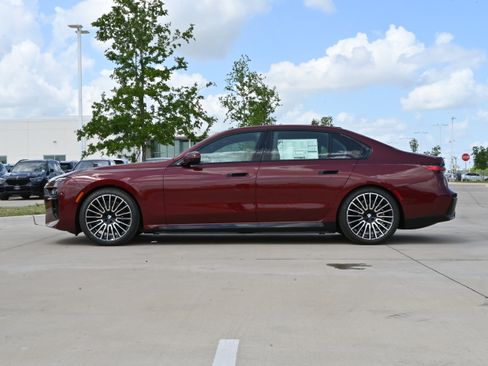 New 2026 BMW i7 eDrive50 w/ M Sport Package RWD image 5