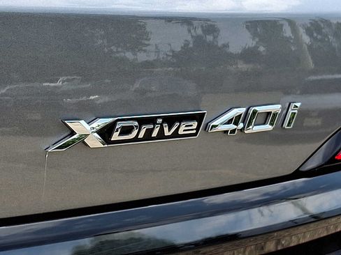 Used 2026 BMW X7 xDrive40i w/ M Sport Package AWD/4WD image 28