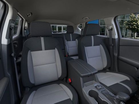 New 2025 Chevrolet Blazer LT w/ Convenience Package image 16