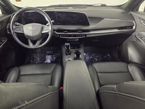 Used 2024 Cadillac XT4 Premium Luxury FWD image 26