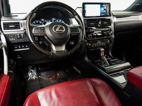 Used 2023 Lexus GX 460 Luxury w/ Sport Design Package image 15