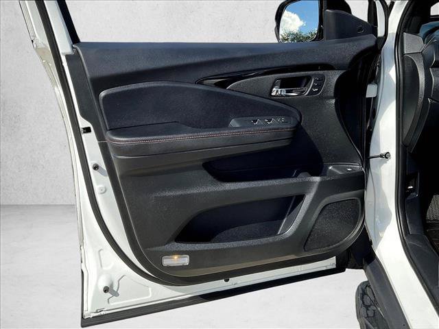 Used 2024 Honda Ridgeline Black Edition image 14