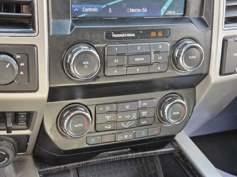 Used 2020 Ford F250 Lariat image 21