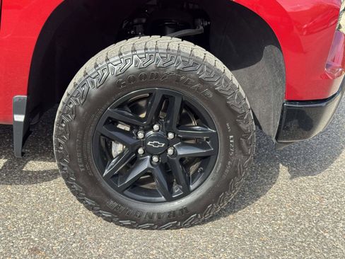 Used 2023 Chevrolet Silverado 1500 LT Trail Boss image 8