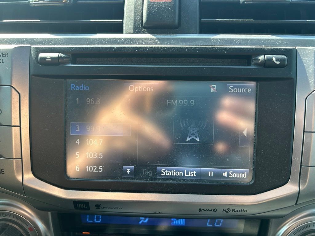 Used 2018 Toyota 4Runner Limited AWD/4WD image 25