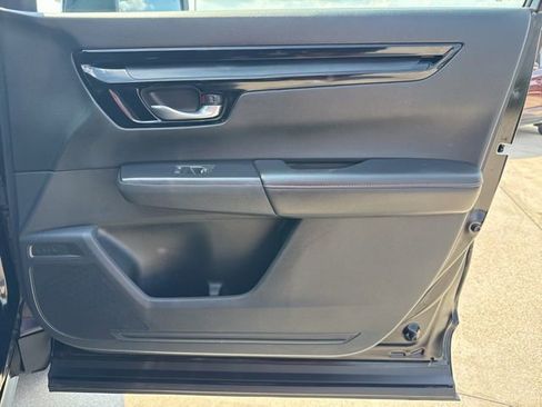 Used 2025 Honda CR-V Sport Touring image 21