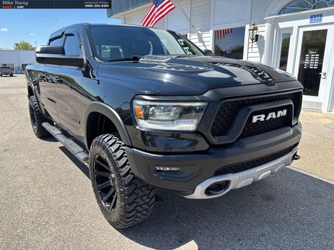Used 2019 RAM 1500 Rebel w/ Level 1 Equipment Group AWD/4WD image 3