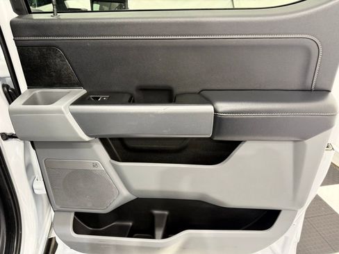 Used 2024 Ford F350 XLT w/ XLT Premium Package image 26