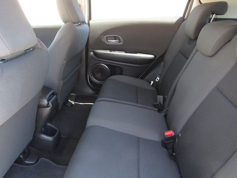 Used 2019 Honda HR-V EX image 14