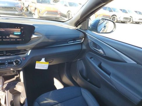 New 2026 Buick Envista Preferred w/ Convenience II Package image 14