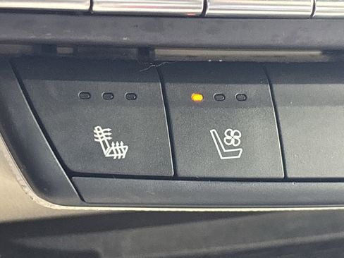 Used 2023 Cadillac CT4 Premium Luxury image 33