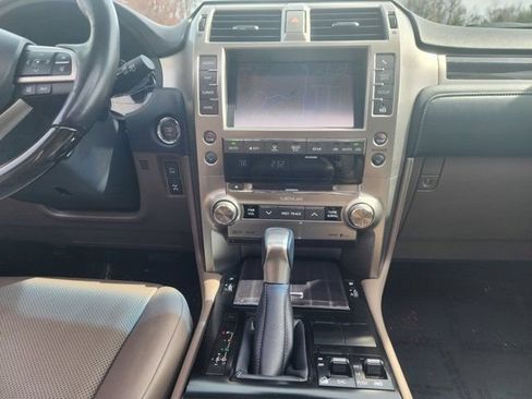 Used 2021 Lexus GX 460 Premium AWD/4WD image 30