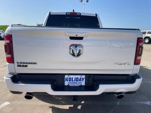 Used 2022 RAM 1500 Laramie w/ Sport Appearance Package AWD/4WD image 15