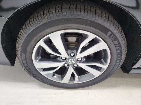 Used 2022 Honda Odyssey Touring image 41