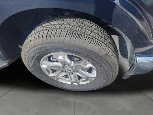 Used 2022 Ford F150 XLT w/ Equipment Group 302A High image 9