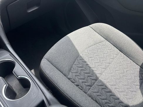 Used 2024 Chevrolet Equinox LT w/ LPO, Floor Liner Package FWD image 15