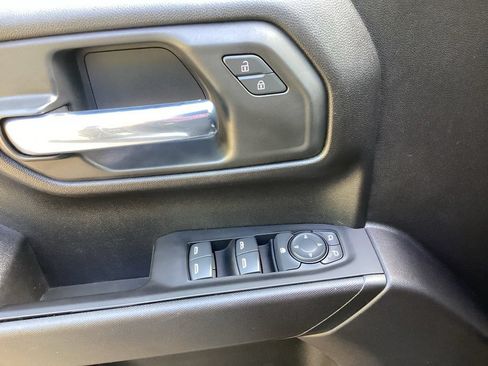 Used 2023 Chevrolet Silverado 1500 Custom AWD/4WD image 69