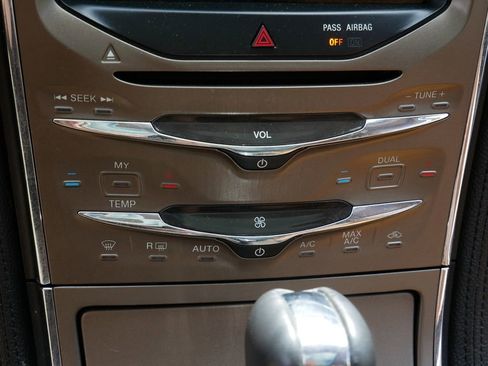 Used 2015 Lincoln MKX AWD w/ Equipment Group 101A image 23