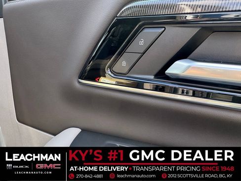 New 2026 GMC Yukon XL Elevation w/ Elevation Premium Package AWD/4WD image 28