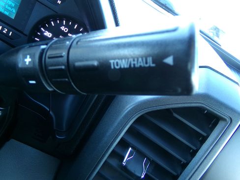 Used 2019 Ford F250 XL w/ Power Equipment Group image 16