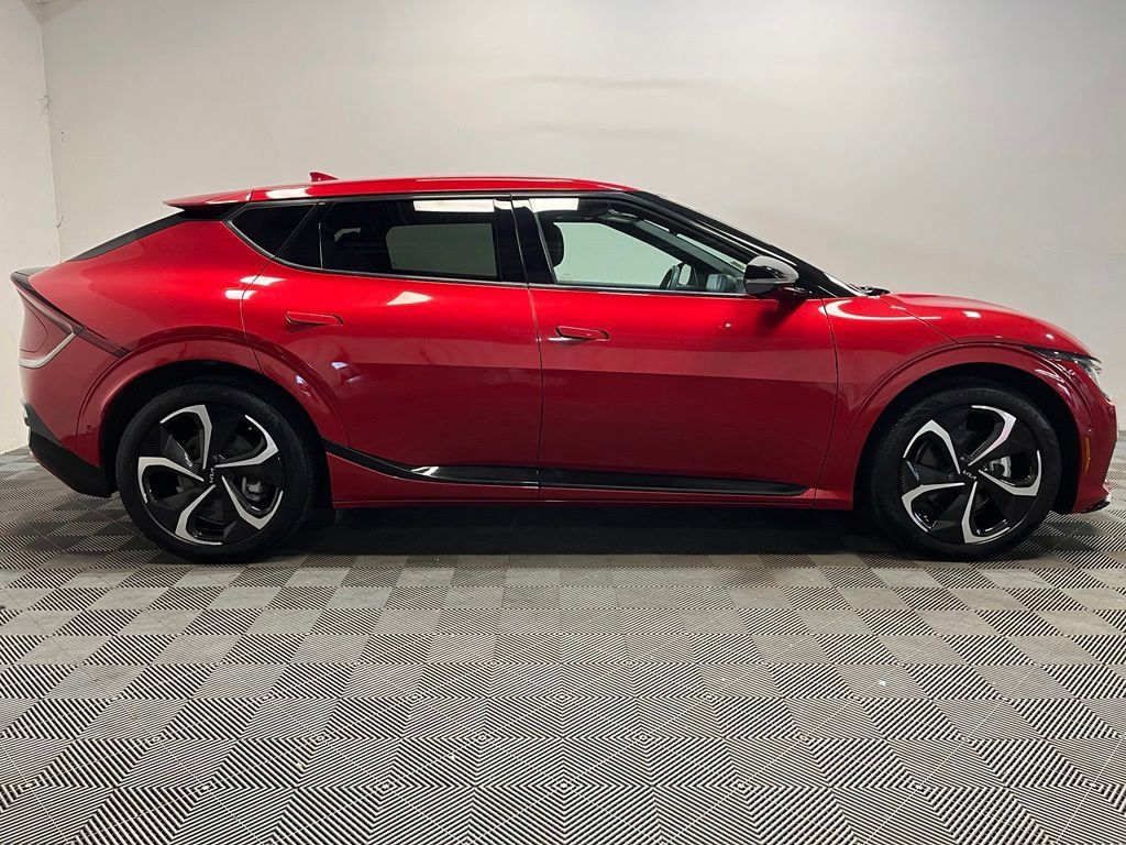 Used 2023 Kia EV6 GT-Line w/ GT-Line Suede Seat Package AWD/4WD image 4