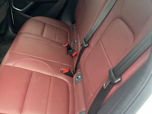 Used 2024 Jaguar E-PACE R-Dynamic SE image 11