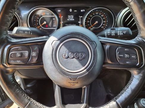 Used 2021 Jeep Wrangler Unlimited Sport image 22