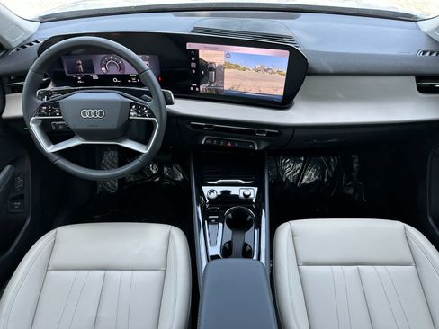 New 2026 Audi Q3 quattro 2.0T AWD/4WD image 3
