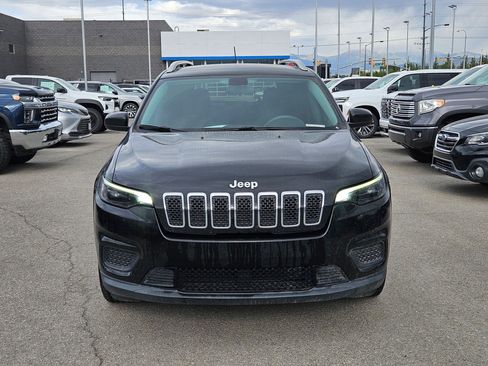 Used 2020 Jeep Cherokee Latitude FWD image 9