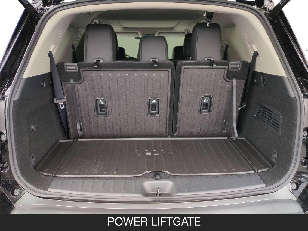 New 2026 Nissan Pathfinder Platinum w/ Cargo Package FWD image 25