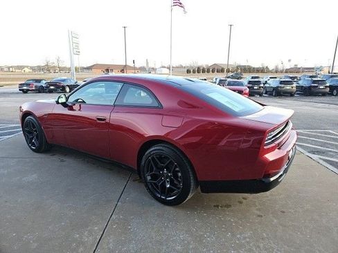 Used 2024 Dodge Charger R/T w/ Plus Group image 4